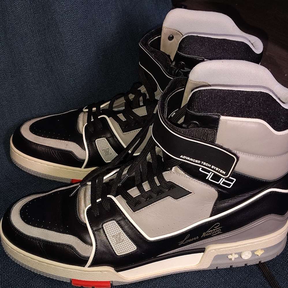 Louis Vuitton Black and Gray Men's Sneakers